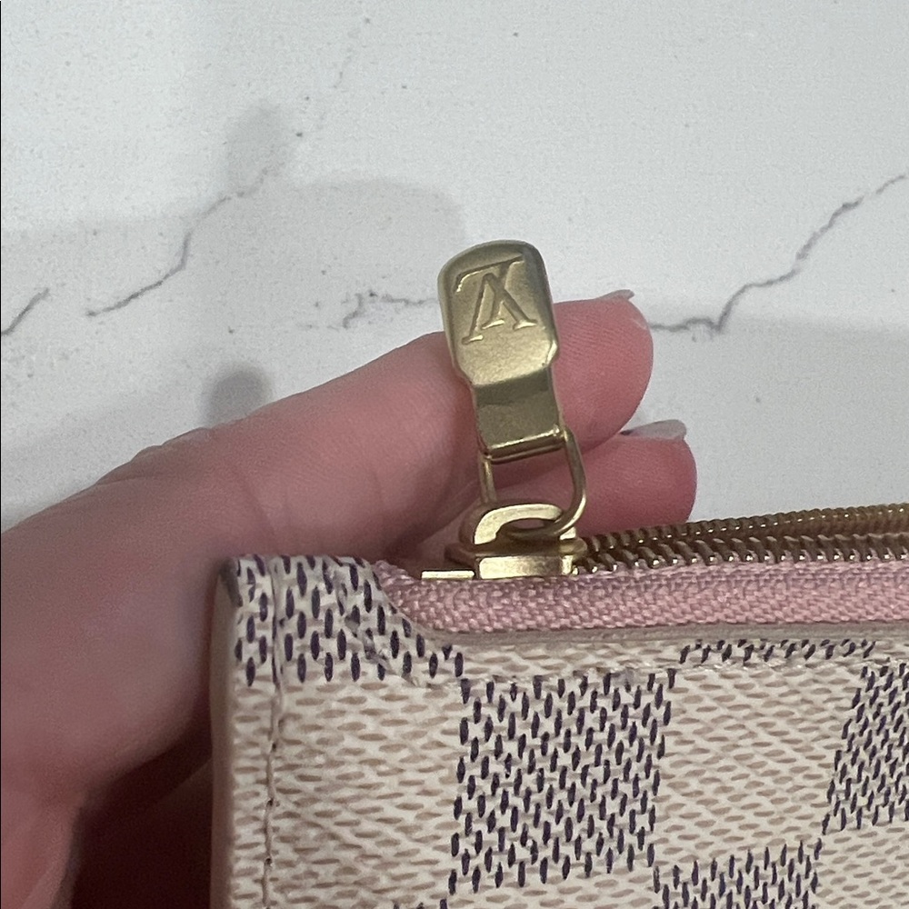 Louis Vuitton Damier Azur Neverfull Pouch - Picture 9 of 15